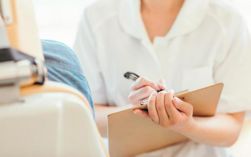 蒲田のインプラント専門医院、のびのび歯科・矯正歯科